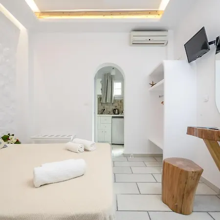 Sofi 3* Naxos City