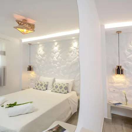 Sofi 3* Naxos City